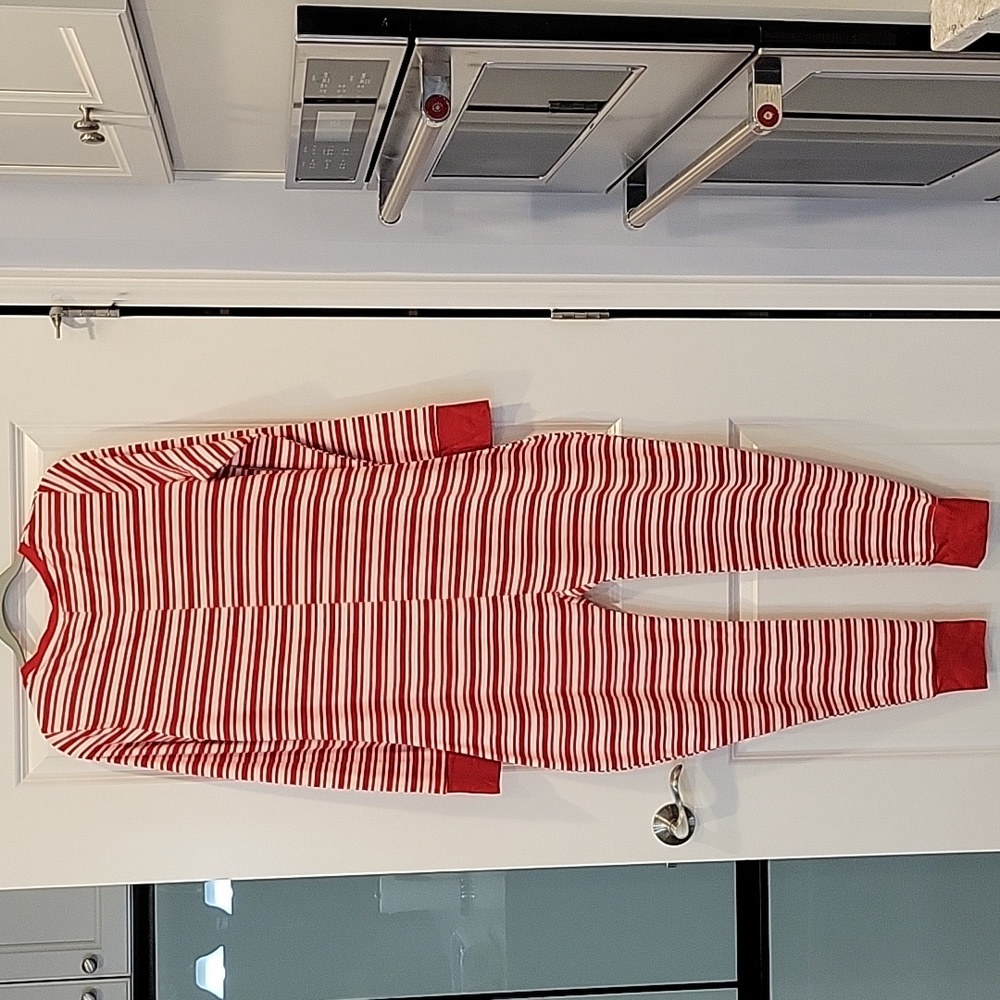 PINK Victoria's Secret Red Striped One Piece Thermal Onesie Pajama Large NWT - Picture 9 of 10